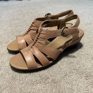 Clarks Bendable’s Women’s Sandals